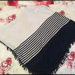 Soma sweater poncho